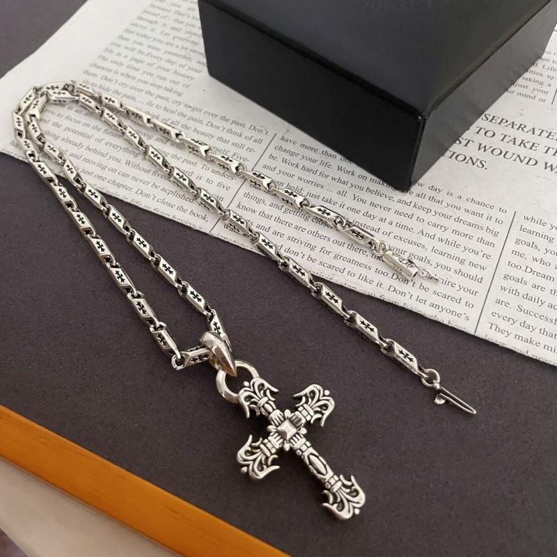 Ch**me He**ts necklaces